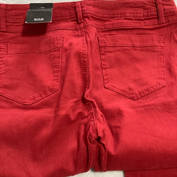 NWTS Ladies Red Jeans - Picture 2 of 10